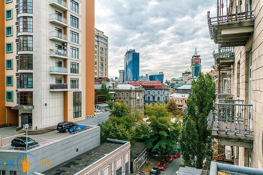 Просторное жилье в сердце Киева фото 8
