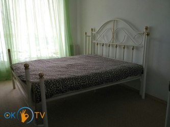 квартира посуточно - Кривой Рог, Саксаганский район, ул. Корнейчука, 13