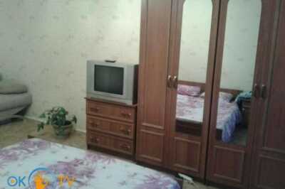 квартира посуточно - Киев, Деснянский район, бульв. Леонида Быкова, 4 - фото 1