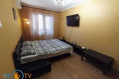 квартира посуточно - Киев, Деснянский район, ул. Марины Цветаевой, 16 А - фото 1