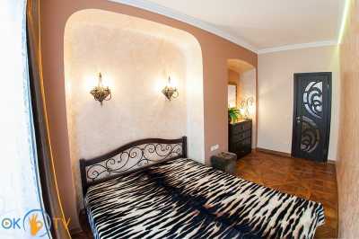 квартира посуточно - Львов, Галицкий район, ул. Пл. Рынок, 18 - фото 1