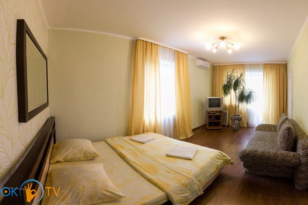 Уютная однокомнатная квартира возле м. Лукьяновка фото 1