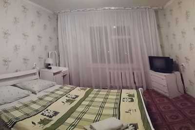 квартира посуточно - Белая Церковь, ул. Курсовая, 3а - фото 3