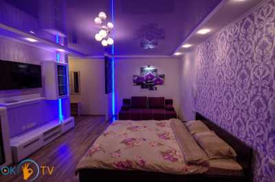 квартира подобово - Маріуполь, Центральный район, бульв. Богдана Хмельницького, 25 - фото 1