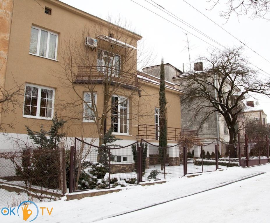 Просторные трехкомнатные апартаменты во Львове фото 37