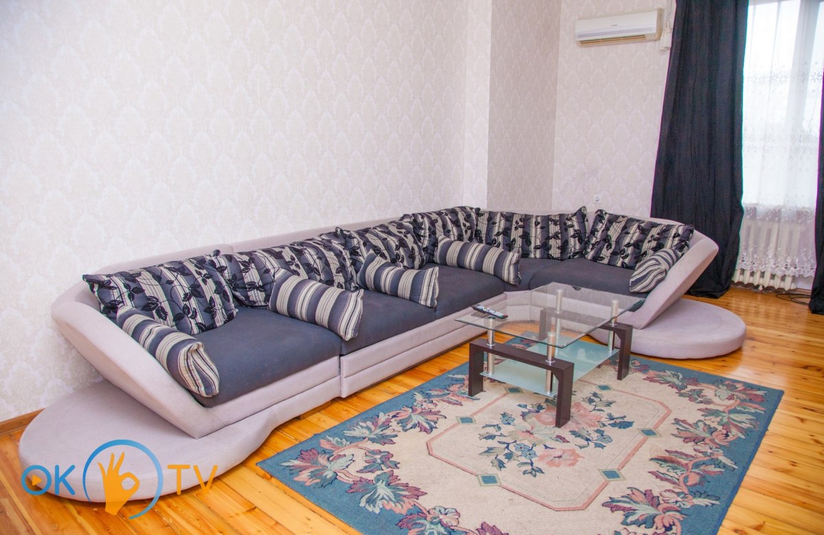 Уютная двухкомнатная квартира в центре Запорожья фото 3