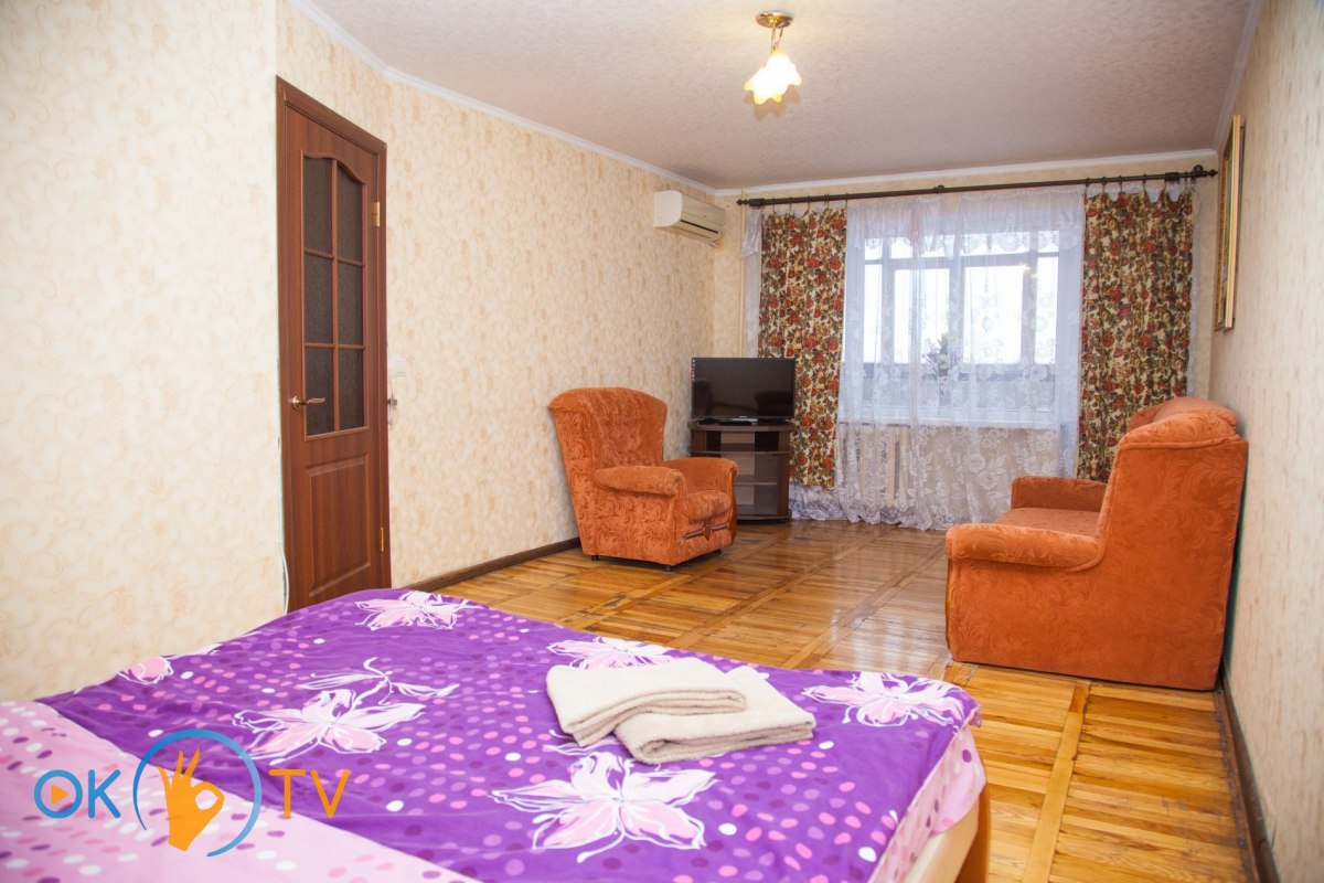 Однокомнатная квартира в Запорожье с шикарным видом фото 4