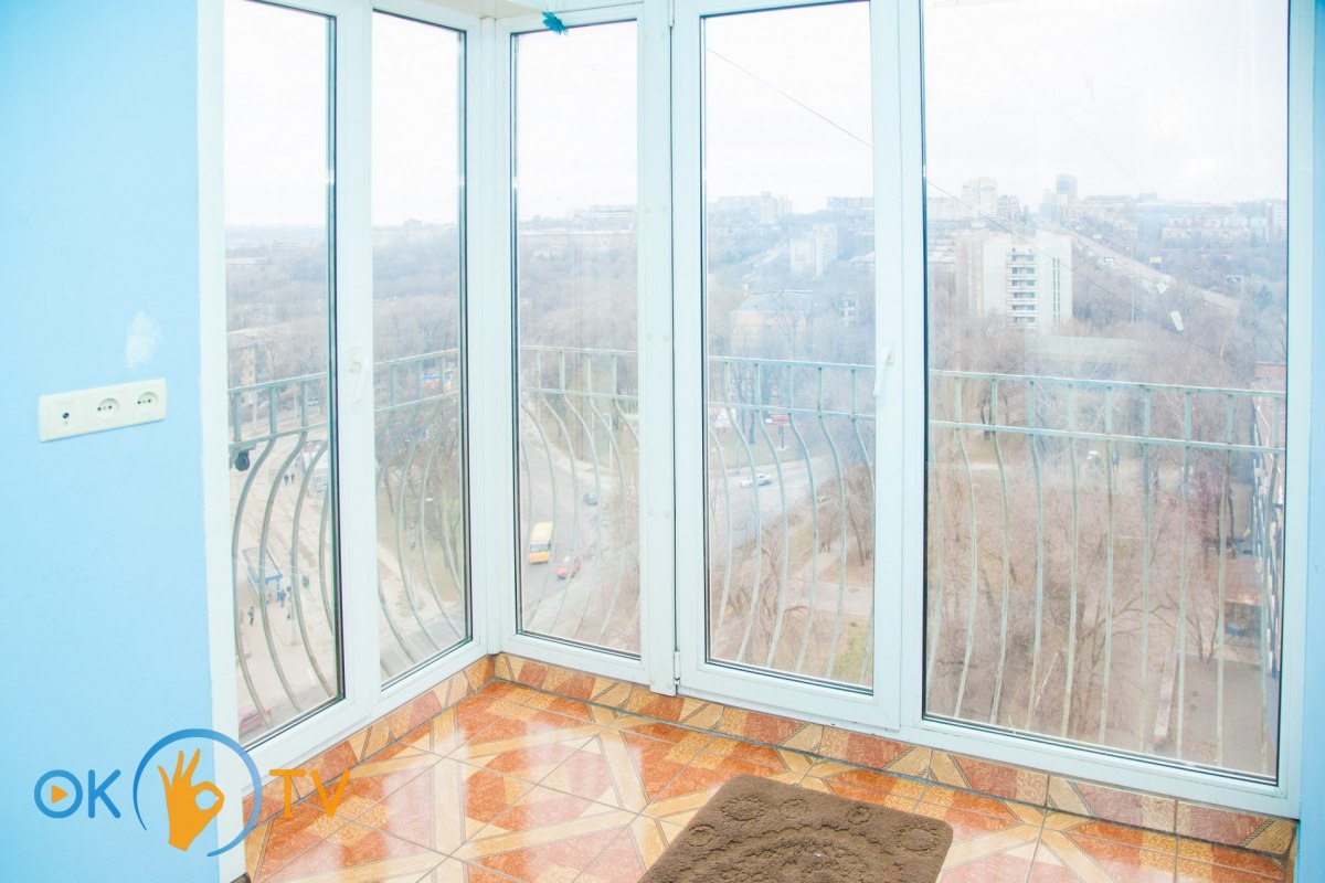 Двухкомнатная квартира в Запорожье с панорамным видом фото 14