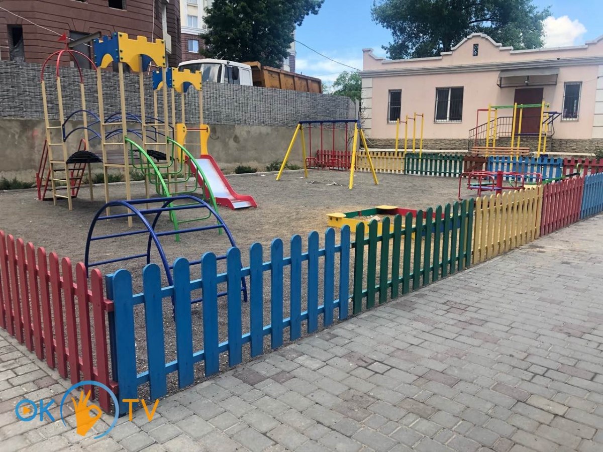 Двухкомнатная квартира посуточно в Ильичевске (Черноморске) фото 16
