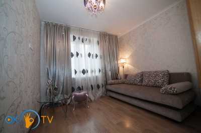 квартира посуточно - Черноморск (Ильичевск), ул. 1-го мая, 1г - фото 4