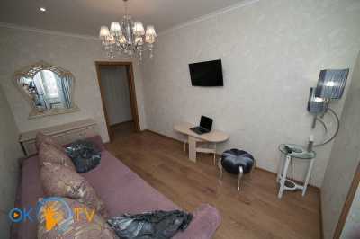 квартира посуточно - Черноморск (Ильичевск), ул. 1-го мая, 1г - фото 6