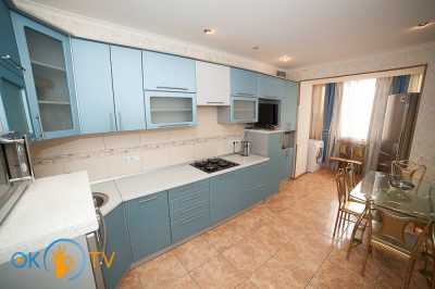 квартира посуточно - Черноморск (Ильичевск), ул. 1-го мая, 1г - фото 9