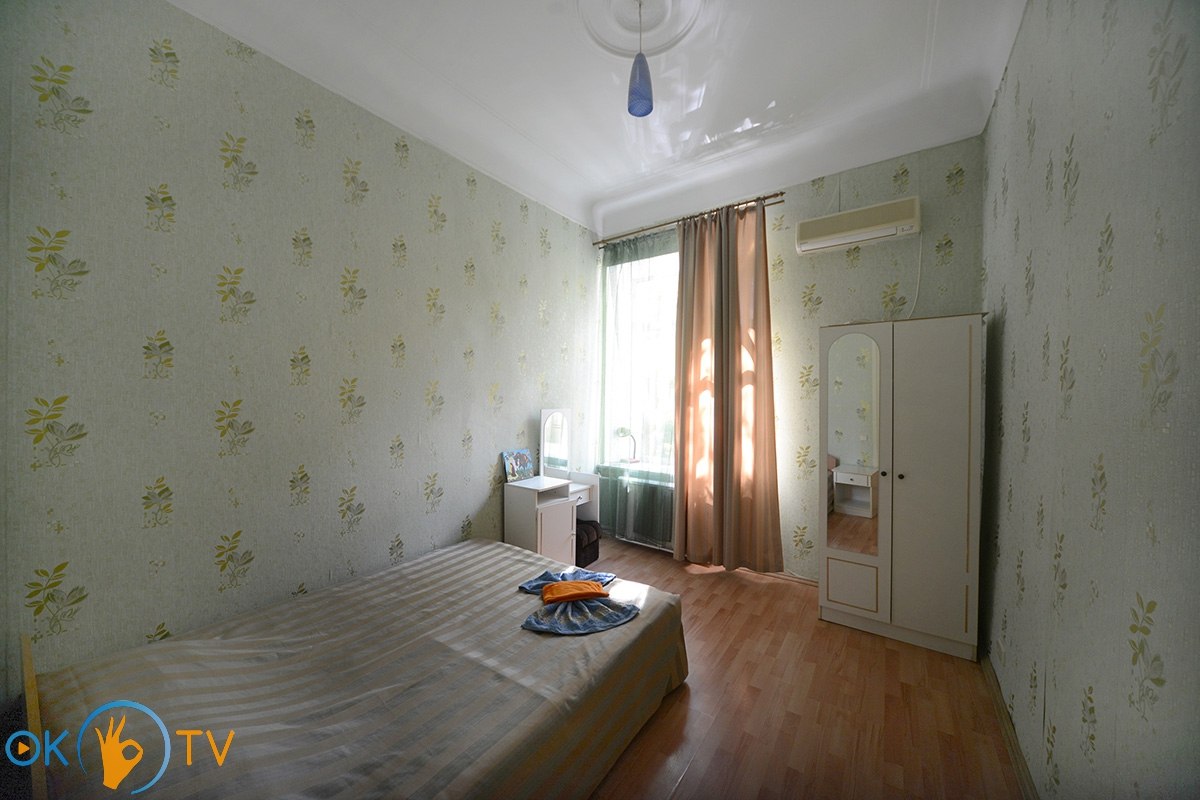 Трехкомнатная квартира в центре Киева фото 7