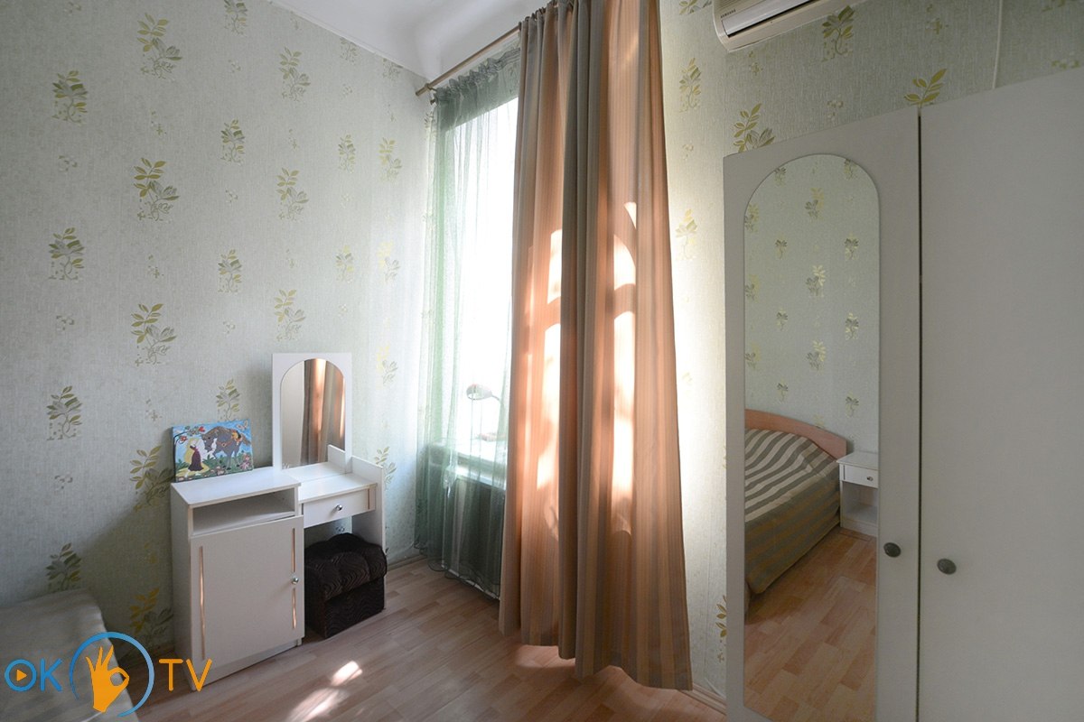 Трехкомнатная квартира в центре Киева фото 8