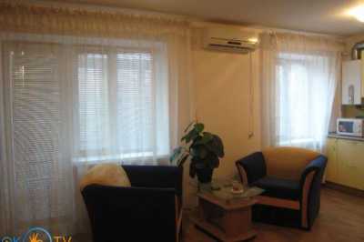 квартира посуточно - Днепр (Днепропетровск), Шевченковский район, ул. Юлиуша Словацкого, 10 - фото 1