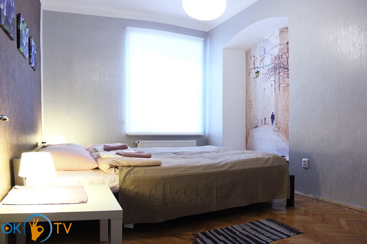 Уютная двухкомнатная квартира с новым дизайнерским ремонтом в ближнем центре Львова фото 9