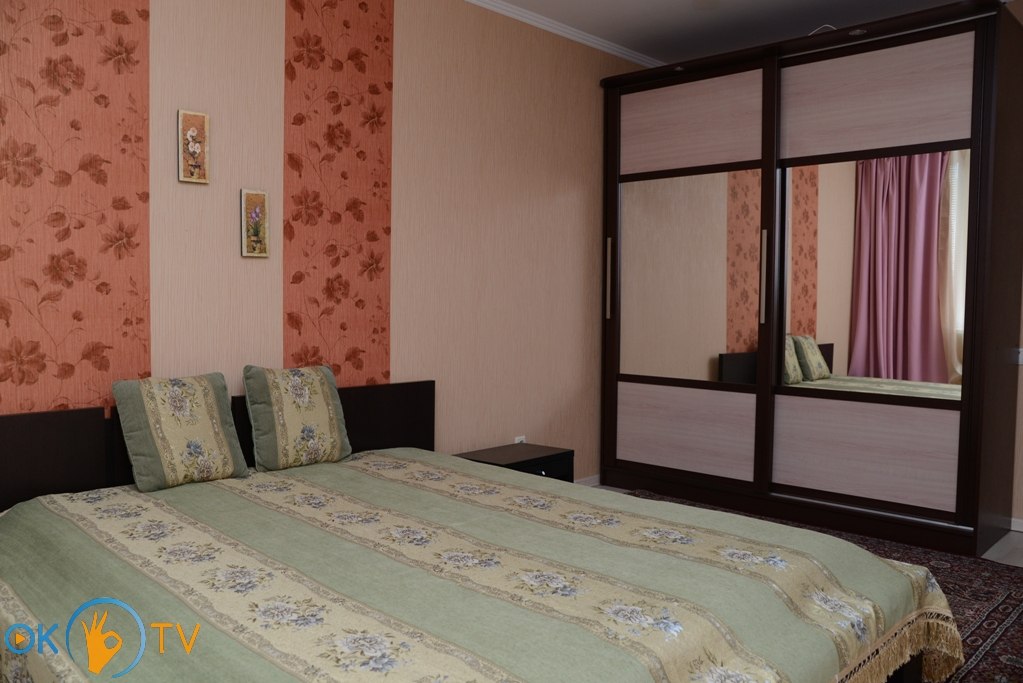 Уютная и теплая двухкомнатная квартира в тихом районе Каменца-Подольского фото 3