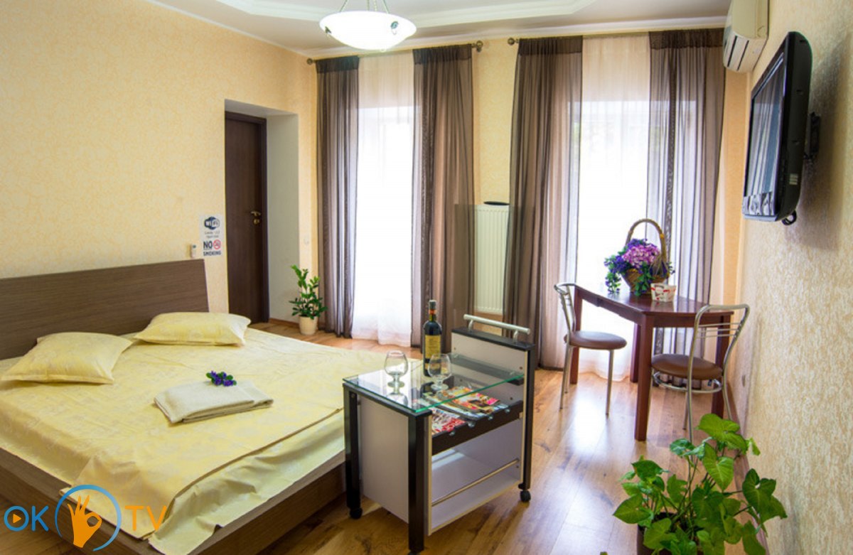 Тихие и уютные номера гостиничного типа в центре Одессы на Дерибасовской фото 2