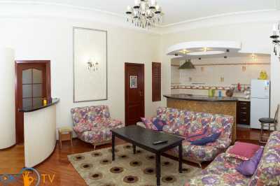 квартира                            посуточно - Одесса, Приморский район, ул. Дерибасовская, 19