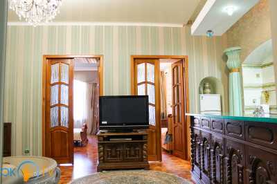 квартира посуточно - Одесса, Приморский район, ул. Дерибасовская, 19 - фото 3