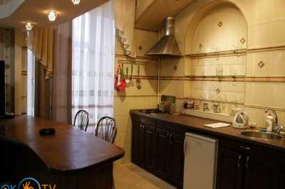 квартира посуточно - Одесса, Приморский район, ул. Дерибасовская, 19 - фото 6