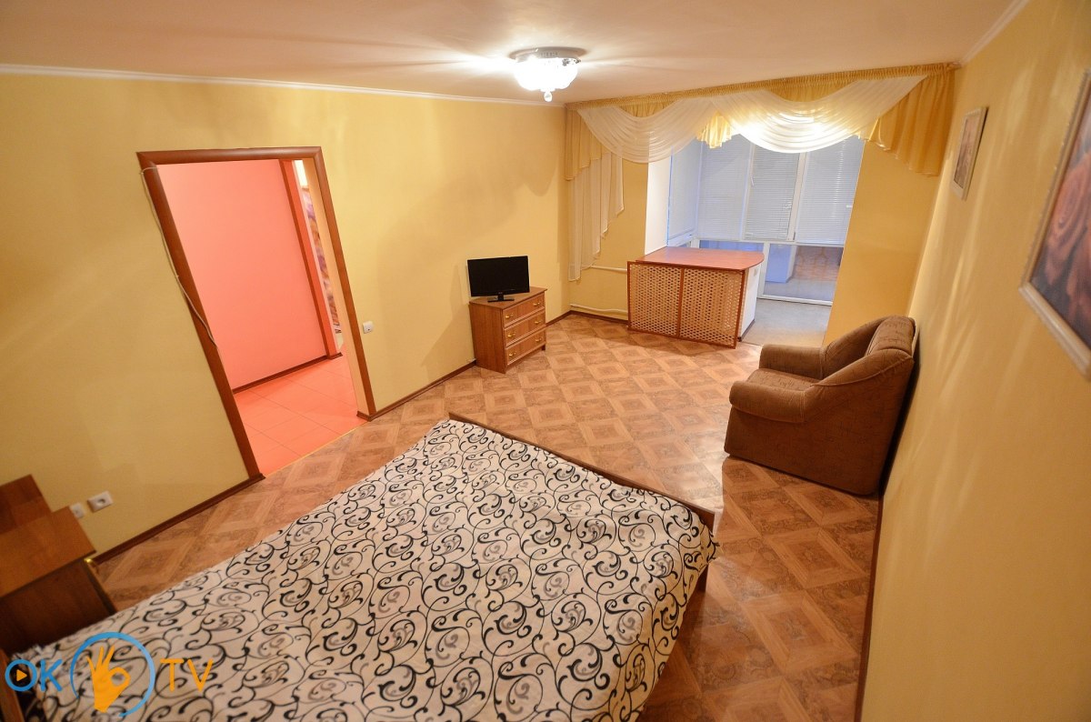 Стильная однокомнатная квартира в Николаеве фото 3