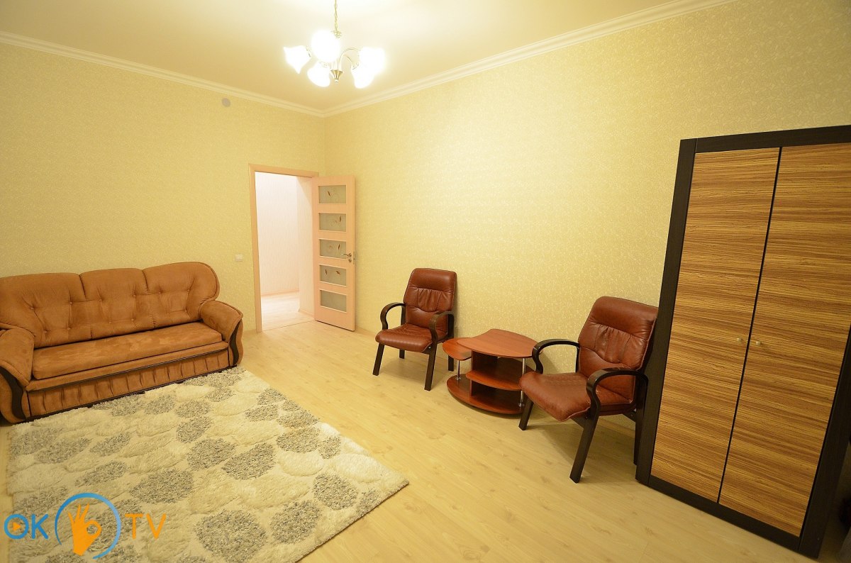 Двухкомнатная квартира в центре Николаева фото 3