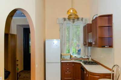 квартира посуточно - Одесса, Приморский район, ул. Троицкая, 2 - фото 1