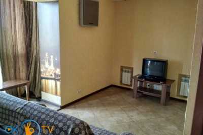 квартира посуточно - Бердянск, Центр, ул. Защитников Украины, 26 - фото 4