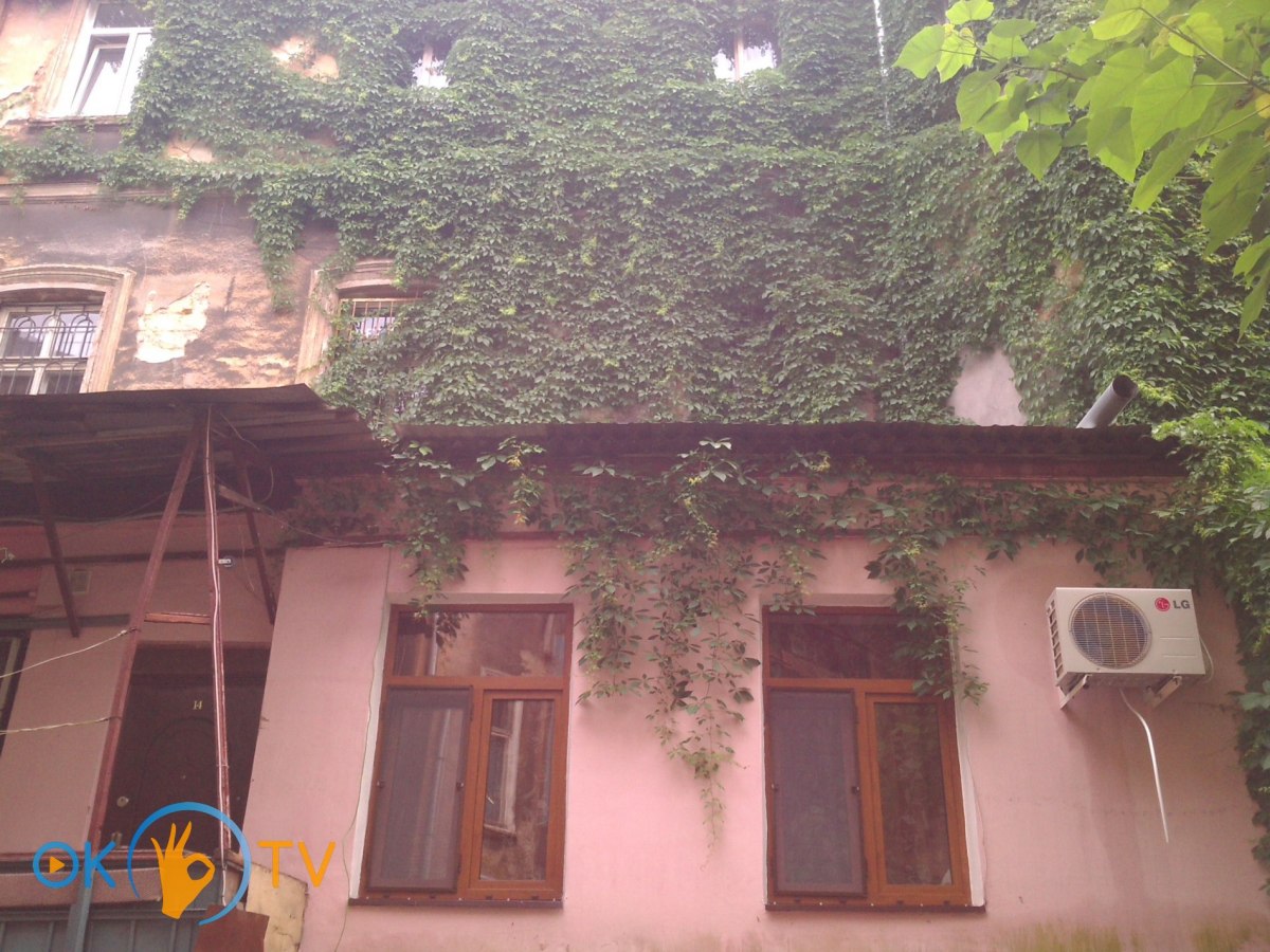 Мини-квартира (номер) в Одессе напротив Дерибасовской. фото 9