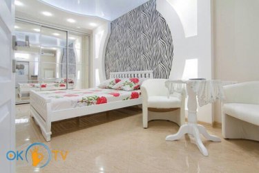 квартира посуточно - Одесса, Приморский район, ул. Садовая, 15