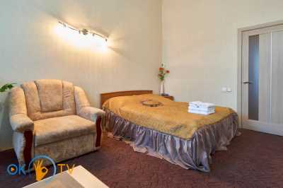 квартира                            подобово - Київ, Подільський район, вул. Ярославська, 15