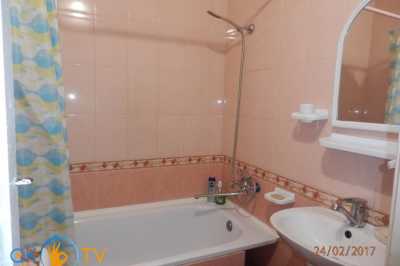 квартира посуточно - Бердянск, Центр, ул. Горького, 45 - фото 7