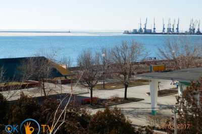 квартира                            посуточно - Бердянск, Центр, ул. Горького, 45