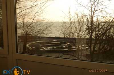 квартира посуточно - Бердянск, Центр, ул. Горького, 45 - фото 3