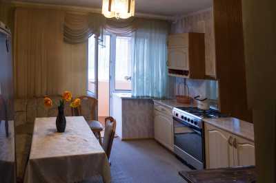 квартира посуточно - Черноморск (Ильичевск), ул. 1-го Мая, 8б - фото 8