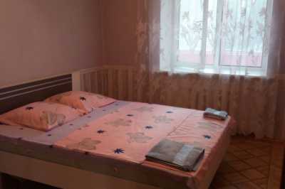 квартира посуточно - Черноморск (Ильичевск), ул. 1-го Мая, 8б - фото 4