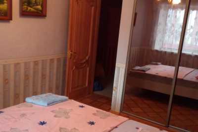 квартира посуточно - Черноморск (Ильичевск), ул. 1-го Мая, 8б - фото 5