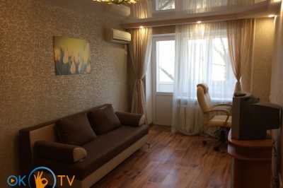 квартира                            посуточно - Бердянск, Центр, просп. Западный, 7