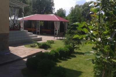 дом посуточно - Киев, Деснянский район, ул. Свято-Троицкая, 39 - фото 1