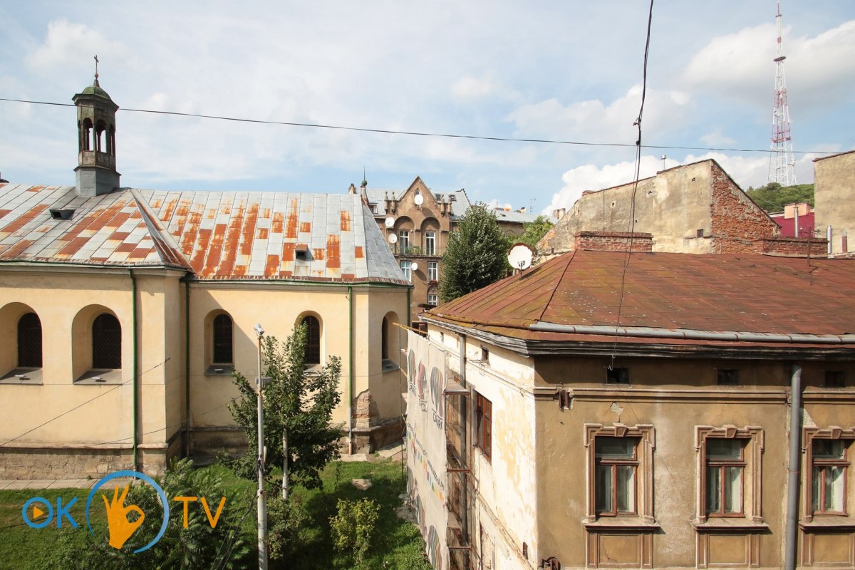 2-комнатная квартира посуточно во Львове фото 35