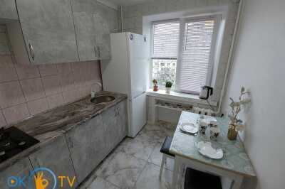 квартира посуточно - Днепр (Днепропетровск), Амур-Нижнеднепровский район, ул. Малиновского, 18 - фото 12