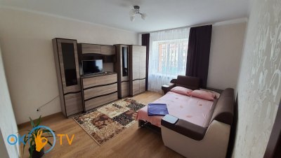 квартира подобово - Луцьк, вул. Дмитра Іващенка, 2
