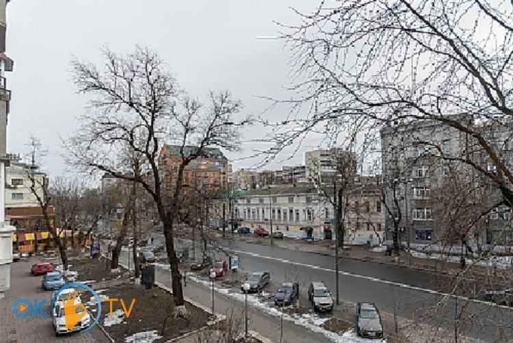Трехкомнатная квартира посуточно в Киеве фото 10
