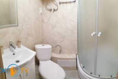 квартира посуточно - Белая Церковь, ул. Фастовская, 21б - фото 12