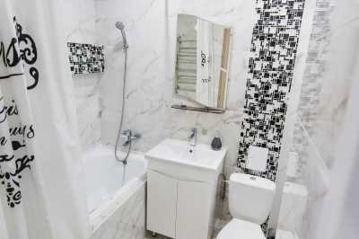 квартира посуточно - Ровно, Центр, ул. Степана Бандери, 54 - фото 18