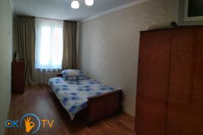 квартира посуточно - Черноморск (Ильичевск), просп. Мира , 4а - фото 1