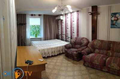 квартира                            посуточно - Черноморск (Ильичевск), ул. Лазурная , 3