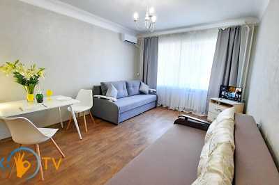 квартира                            посуточно - Полтава, Шевченковский район, ул. Соборный майдан, 16