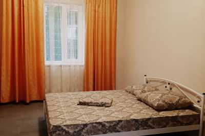 номер                            посуточно - Бердянск, ул. Морская , 44